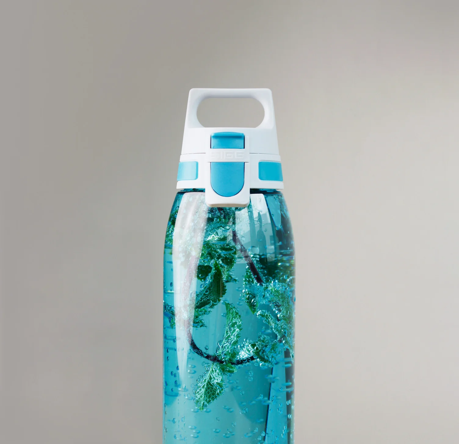 Total Color ONE - Image 15